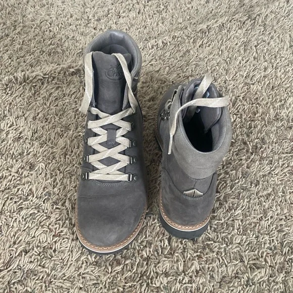 Women’s Chaco Boots - Picture 3 of 5